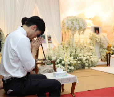พิธีสวดอภิธรรม "คุณแม่งามทิพย์ ฉัตรบริรักษ์" คืนที่หก