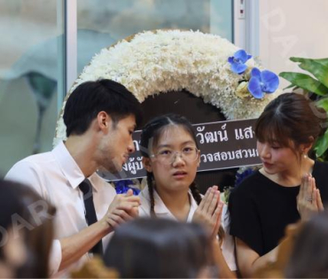 พิธีสวดอภิธรรม "คุณแม่งามทิพย์ ฉัตรบริรักษ์" คืนที่หก