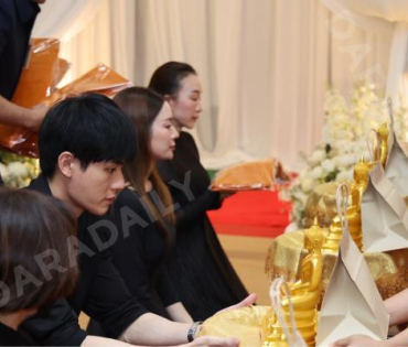 พิธีสวดอภิธรรม "คุณแม่งามทิพย์ ฉัตรบริรักษ์" คืนที่หก