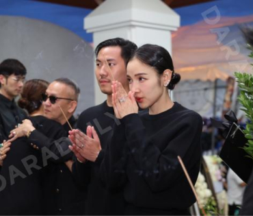 พิธีสวดอภิธรรม "คุณแม่งามทิพย์ ฉัตรบริรักษ์" คืนที่หก