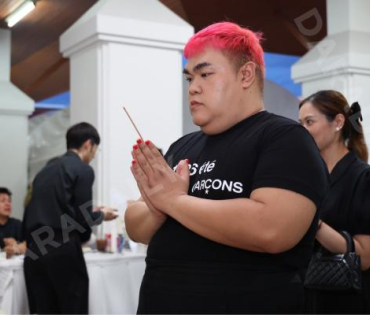 พิธีสวดอภิธรรม "คุณแม่งามทิพย์ ฉัตรบริรักษ์" คืนที่หก