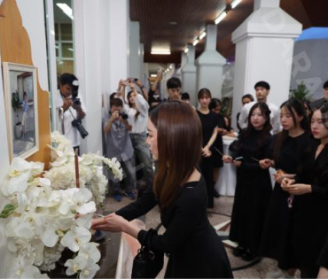 พิธีสวดอภิธรรม "คุณแม่งามทิพย์ ฉัตรบริรักษ์" คืนที่หก
