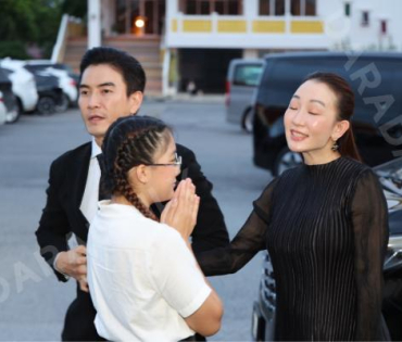 พิธีสวดอภิธรรม "คุณแม่งามทิพย์ ฉัตรบริรักษ์" คืนที่หก