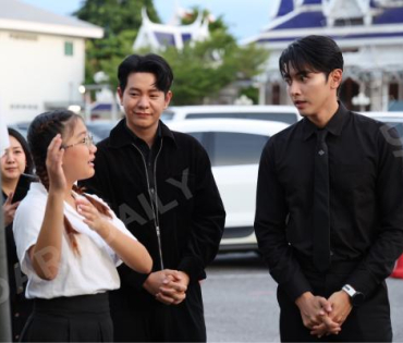 พิธีสวดอภิธรรม "คุณแม่งามทิพย์ ฉัตรบริรักษ์" คืนที่หก