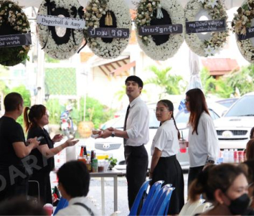 พิธีสวดอภิธรรม "คุณแม่งามทิพย์ ฉัตรบริรักษ์" คืนที่หก
