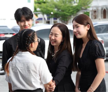 พิธีสวดอภิธรรม "คุณแม่งามทิพย์ ฉัตรบริรักษ์" คืนที่หก