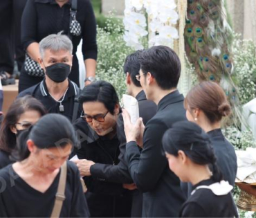  พิธีฌาปนกิจ "คุณแม่งามทิพย์ ฉัตรบริรักษ์"