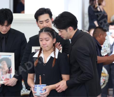  พิธีฌาปนกิจ "คุณแม่งามทิพย์ ฉัตรบริรักษ์"