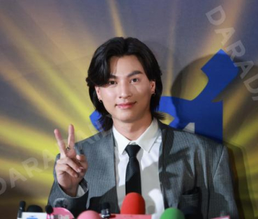 งาน SIAMRATH AWARDS 2025พบกับ “กลัฟ คณาวุฒิ, นุ๊ก ธนดล – ป๊ายปาย โอริโอ้