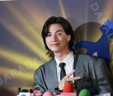 งาน SIAMRATH AWARDS 2025พบกับ “กลัฟ คณาวุฒิ, นุ๊ก ธนดล – ป๊ายปาย โอริโอ้