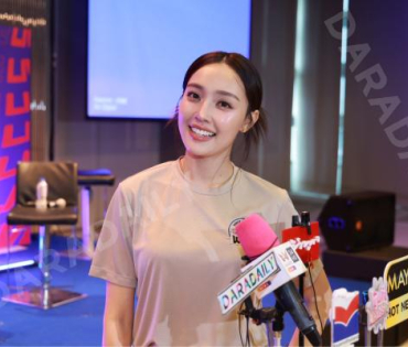 "Dara Live Special X นับ8" พบ "ภณ ณวัสน์, น้ำตาล พิจักขณา"
