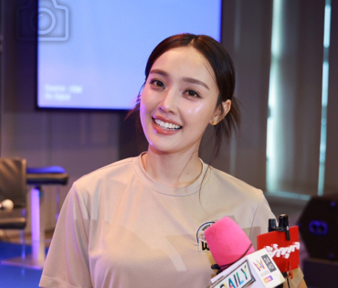 "Dara Live Special X นับ8" พบ "ภณ ณวัสน์, น้ำตาล พิจักขณา"