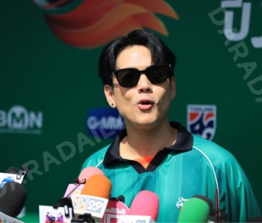 ศึก "ช้าง ยู-แชมเปี้ยน คัพ ปี 3" ของหนุ่มๆ ซุปตาร์ "นิกกี้ ณฉัตร, บอย ปกรณ์,เกรท วรินทร" 