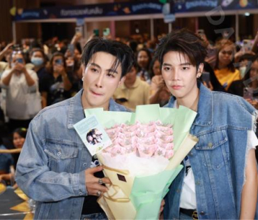 “แฟนมีตครบรอบ 5 ปี นุ๊กปาย” ในคอนเสิร์ต "รักนะต้าววาฬ Ocean Of Love"