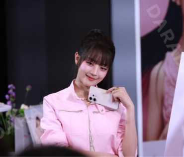 งานเปิดตัว ‘OPPO Reno14 Series 5G’‘ พบ "มินนี่ i-dle, โบว์ เมลดา, กลัฟ คณาวุฒิ"