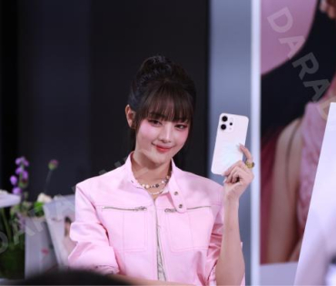 งานเปิดตัว ‘OPPO Reno14 Series 5G’‘ พบ "มินนี่ i-dle, โบว์ เมลดา, กลัฟ คณาวุฒิ"