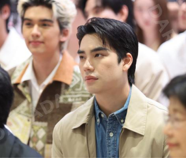 งาน "หน้านิ่งอาสา  สภากาชาดไทย"  ถกลเกียรติ วีรวรรณ พร้อมด้วย เดช บุนนาค