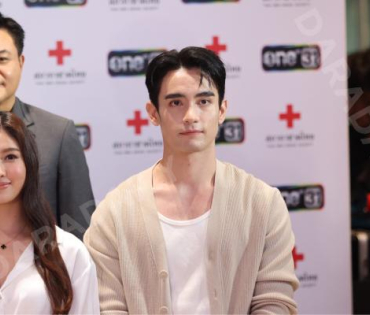 งาน "หน้านิ่งอาสา  สภากาชาดไทย"  ถกลเกียรติ วีรวรรณ พร้อมด้วย เดช บุนนาค