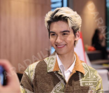 งาน "หน้านิ่งอาสา  สภากาชาดไทย"  ถกลเกียรติ วีรวรรณ พร้อมด้วย เดช บุนนาค