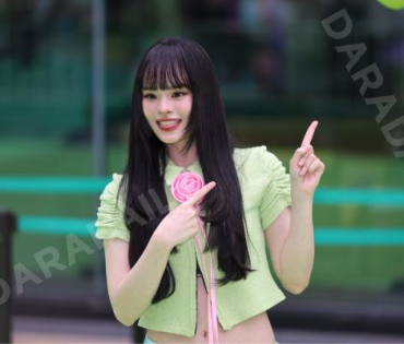 งาน AIS 5G GREEN CITIZEN นำโดย "บิวกิน-พีพี"