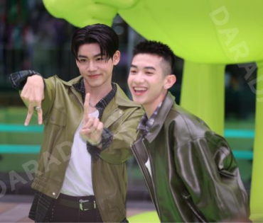 งาน AIS 5G GREEN CITIZEN นำโดย "บิวกิน-พีพี"
