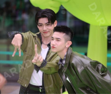 งาน AIS 5G GREEN CITIZEN นำโดย "บิวกิน-พีพี"