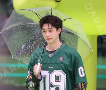 งาน AIS 5G GREEN CITIZEN นำโดย "บิวกิน-พีพี"