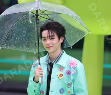 งาน AIS 5G GREEN CITIZEN นำโดย "บิวกิน-พีพี"