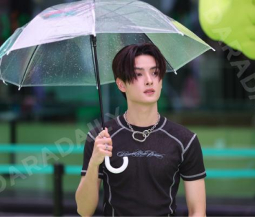 งาน AIS 5G GREEN CITIZEN นำโดย "บิวกิน-พีพี"