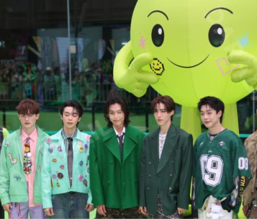 งาน AIS 5G GREEN CITIZEN นำโดย "บิวกิน-พีพี"