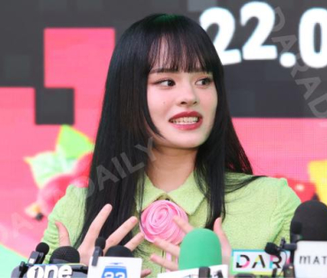งาน AIS 5G GREEN CITIZEN นำโดย "บิวกิน-พีพี"