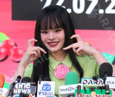 งาน AIS 5G GREEN CITIZEN นำโดย "บิวกิน-พีพี"
