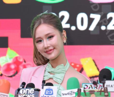 งาน AIS 5G GREEN CITIZEN นำโดย "บิวกิน-พีพี"