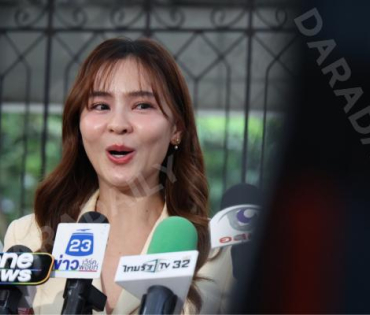 "ออม สุชาร์" และคู่กรณี นัดไกล่เกลี่ย ณ ศาลแพ่งพระโขนง 