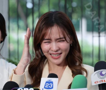 "ออม สุชาร์" และคู่กรณี นัดไกล่เกลี่ย ณ ศาลแพ่งพระโขนง 