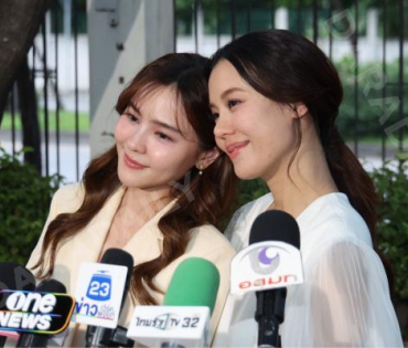 "ออม สุชาร์" และคู่กรณี นัดไกล่เกลี่ย ณ ศาลแพ่งพระโขนง 