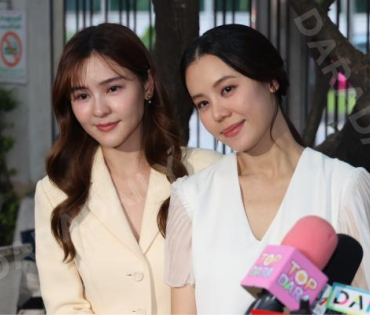 "ออม สุชาร์" และคู่กรณี นัดไกล่เกลี่ย ณ ศาลแพ่งพระโขนง 