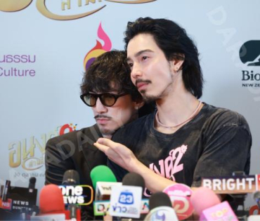 งานแถลงข่าวเปิดตัวภาพยนตร์ "อนงค์ 2" พบ "โบว์-เมลดา, จี้-สุทธิรักษ์ และ ธามไท"