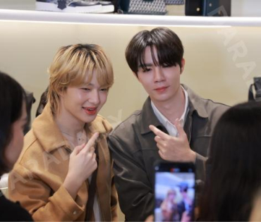   งาน LYN INFINITE MEN  พบ "ซี-นุนิว"