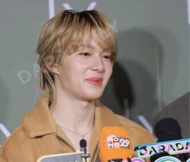   งาน LYN INFINITE MEN  พบ "ซี-นุนิว"