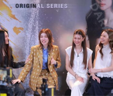 ภาพบรรยากาศซีรีส์ "เพียงเธอ Only You & รักสุดท้าย My Safe Zone" พบ "หลิงหลิง คอง" และ "ออม กรณ์นภัส"