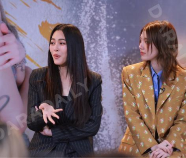 ภาพบรรยากาศซีรีส์ "เพียงเธอ Only You & รักสุดท้าย My Safe Zone" พบ "หลิงหลิง คอง" และ "ออม กรณ์นภัส"