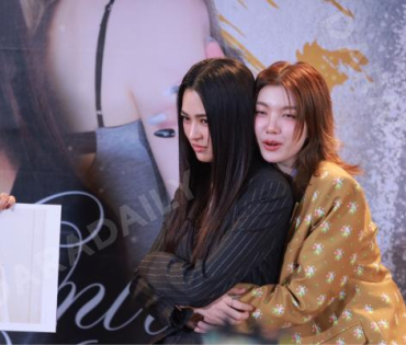 ภาพบรรยากาศซีรีส์ "เพียงเธอ Only You & รักสุดท้าย My Safe Zone" พบ "หลิงหลิง คอง" และ "ออม กรณ์นภัส"