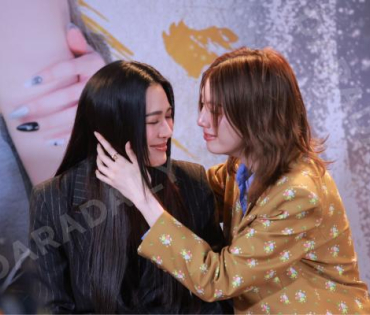ภาพบรรยากาศซีรีส์ "เพียงเธอ Only You & รักสุดท้าย My Safe Zone" พบ "หลิงหลิง คอง" และ "ออม กรณ์นภัส"