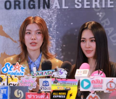ภาพบรรยากาศซีรีส์ "เพียงเธอ Only You & รักสุดท้าย My Safe Zone" พบ "หลิงหลิง คอง" และ "ออม กรณ์นภัส"