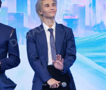 งาน "KING POWER 36th ANNIVERSARY" พบ "เจฟ ซาเตอร์, อาโป ณัฐวิญญ์"