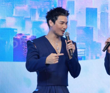 งาน "KING POWER 36th ANNIVERSARY" พบ "เจฟ ซาเตอร์, อาโป ณัฐวิญญ์"