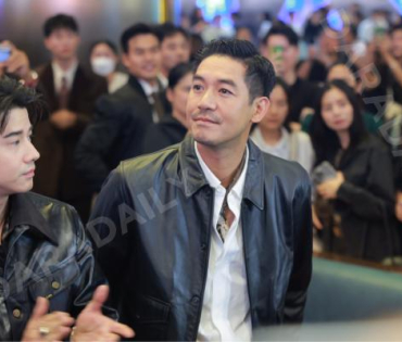 ภาพยนตร์รอบปฐมทัศน์"เสือ" นำทีมโดย "เวียร์ ศุกลวัฒน์, มาริโอ้ เมาเร่อ ,เป้ อารักษ์, โตโน่ ภาคิน"
