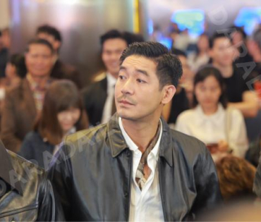 ภาพยนตร์รอบปฐมทัศน์"เสือ" นำทีมโดย "เวียร์ ศุกลวัฒน์, มาริโอ้ เมาเร่อ ,เป้ อารักษ์, โตโน่ ภาคิน"