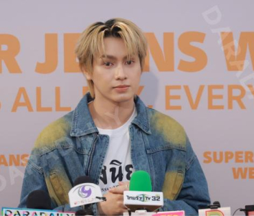 งาน "ROBINSON SUPER JEANS WEEK"